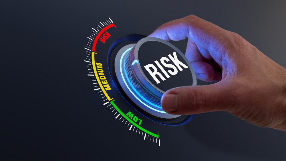 Person manage a Risk Management